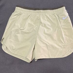 Nike Running Shorts Athletic Workout Light Green Size Medium